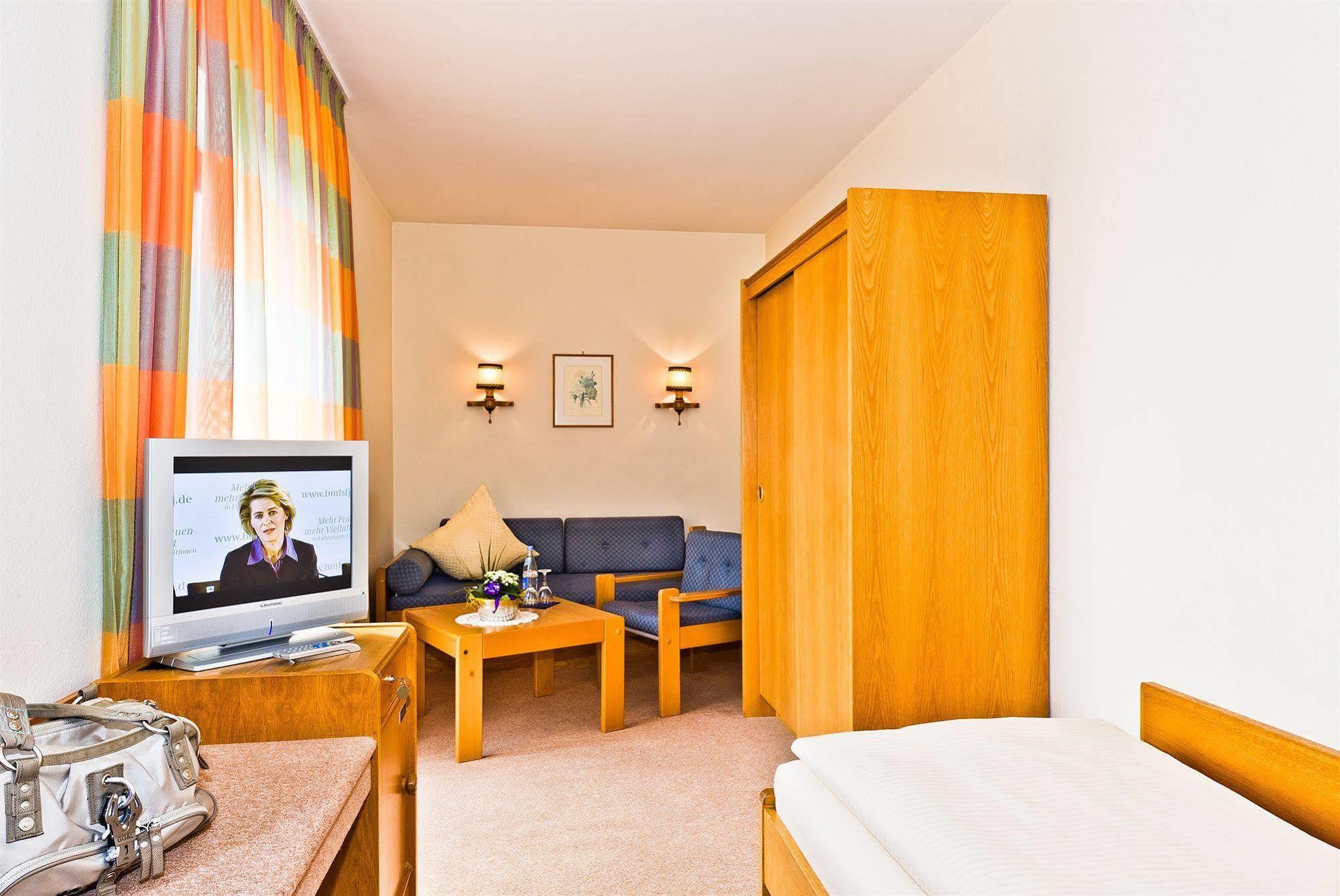 Hotel Merian Rothenburg Rothenburg ob der Tauber Bagian luar foto